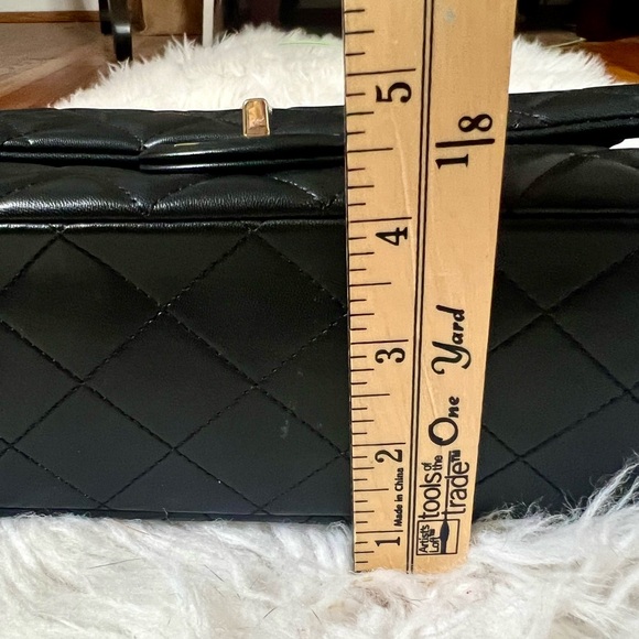 Handbag - Picture 2 of 6